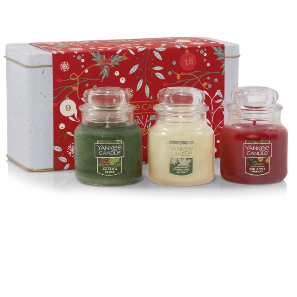 Yankee Candle Holiday Tin with 3 jar candles